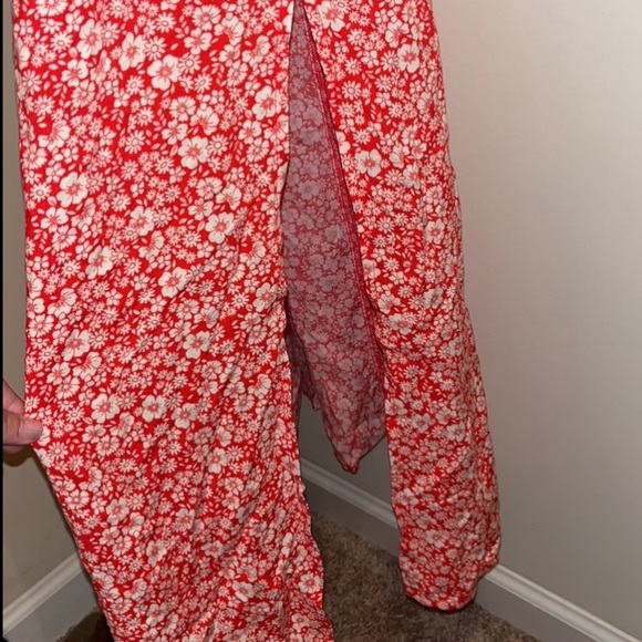 ⭐️SALE⭐️ ⭐️NWT Red floral maxi dress - Picture 7 of 7